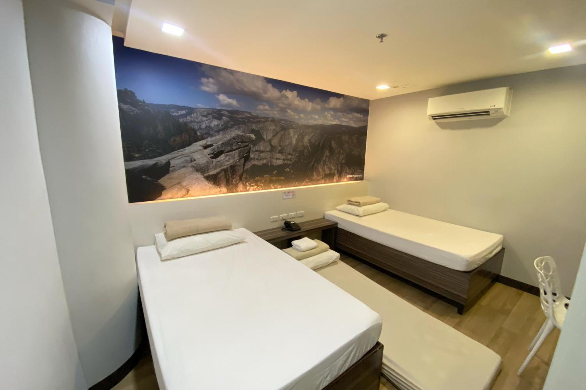 Sugbutel Family Hotel Cebu Zewnętrze zdjęcie
